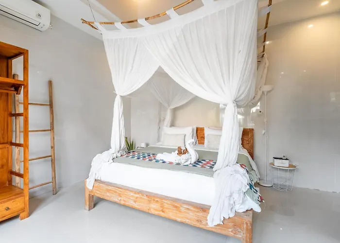 Kubu Joglo Seminyak (Bali)