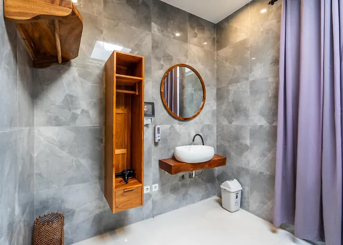 Kubu Joglo * Seminyak (Bali)